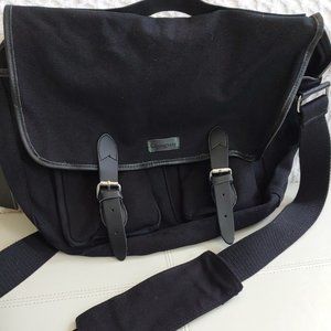 Ossington Messenger Bag NWT  Saddle Bag Large Black